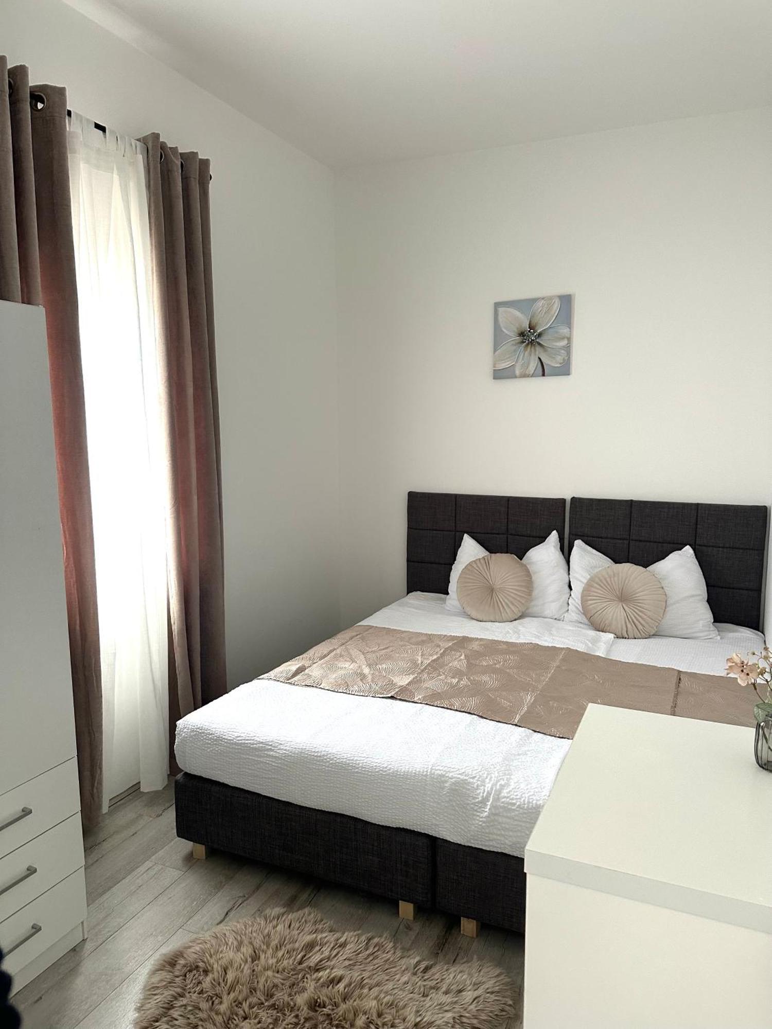 Iris Holiday Home Trbounje エクステリア 写真